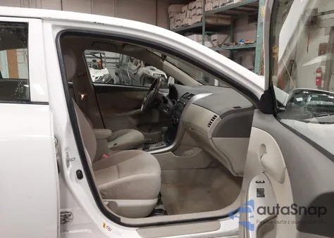 2010 Toyota Corolla Le z USA, uszkodzony, nr VIN JTDBU4EE2AJ070765